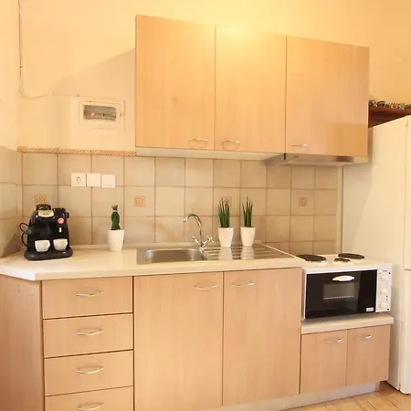 בית נופש Athanasia's House *